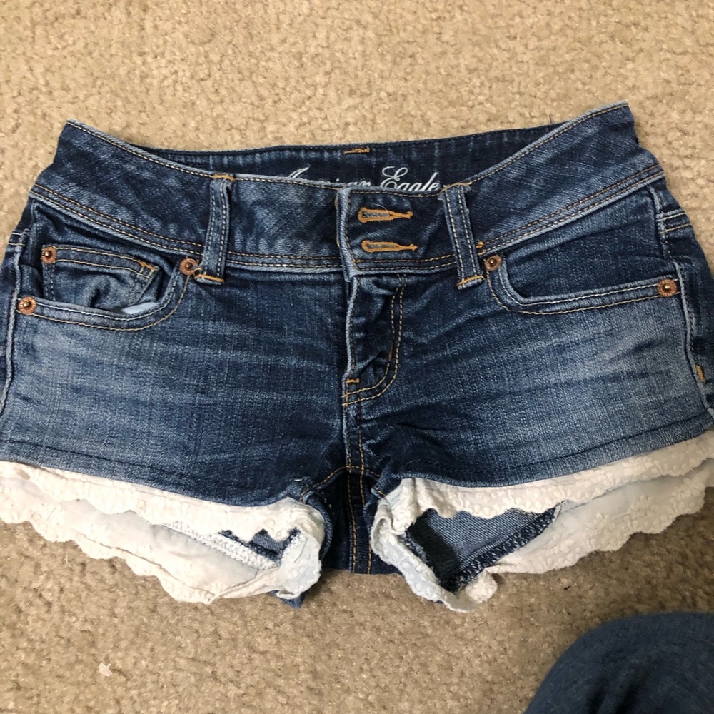 Double button jean shorts AE